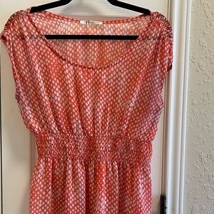 Polka dotted white and orange too. Sz M